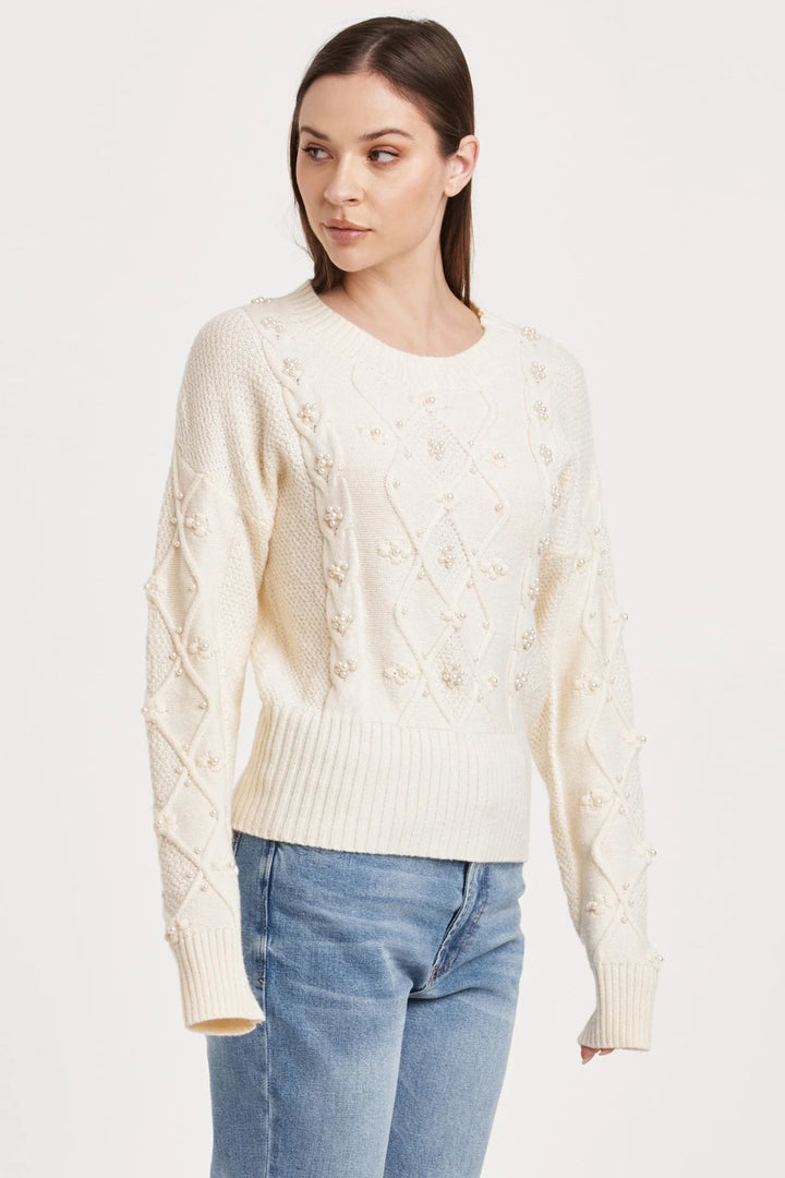 DANIA CABLE KNIT SWEATER WITH RAGLAN SLEEVES AND PEARL DETAIL VINTAGE CREAM